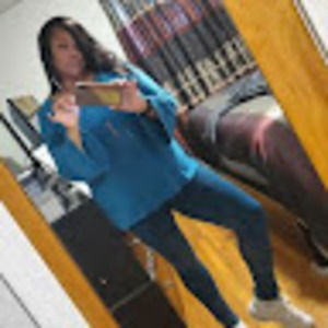 Meet your Posher, Candace